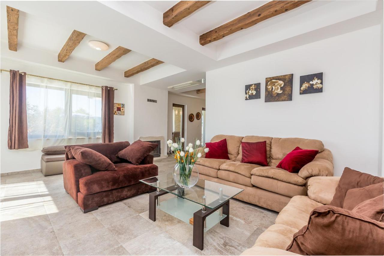Villa Lurda Linardici Krk Extérieur photo